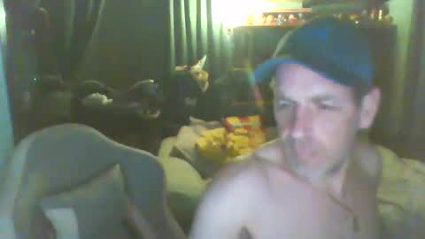 Snapshot of jaystan71 chatting on 11-07-25, 04:12 Just J online show from 11-07-25, 04:12