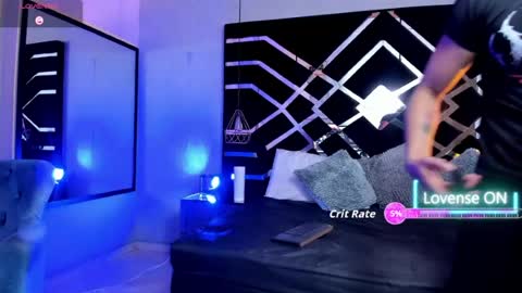 Snapshot of jaytaylorr chatting on 07-27-26, 11:39 Jay Taylor online show from 07-27-26, 11:39