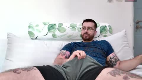 Snapshot of jayxcee_official chatting on 03-03-25, 04:36 jayxcee OFFICIAL online show from 03-03-25, 04:36