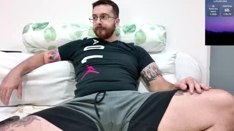 Snapshot of jayxcee_official chatting on 03-08-25, 04:01 jayxcee OFFICIAL online show from 03-08-25, 04:01