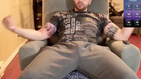 Snapshot of jayxcee_official chatting on 09-21-25, 09:05 jayxcee OFFICIAL online show from 09-21-25, 09:05