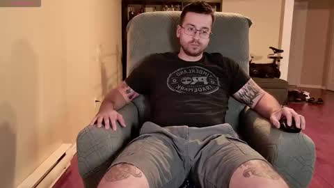 Snapshot of jayxcee_official chatting on 10-16-25, 12:11 jayxcee OFFICIAL online show from 10-16-25, 12:11