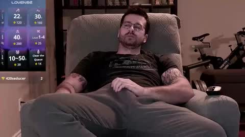 Snapshot of jayxcee_official chatting on 11-15-25, 02:31 jayxcee OFFICIAL online show from 11-15-25, 02:31