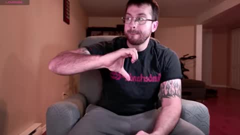 Snapshot of jayxcee_official chatting on 12-22-25, 01:35 jayxcee OFFICIAL online show from 12-22-25, 01:35