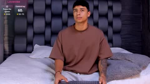 jaze_bradley online show from 10-21-25, 11:22