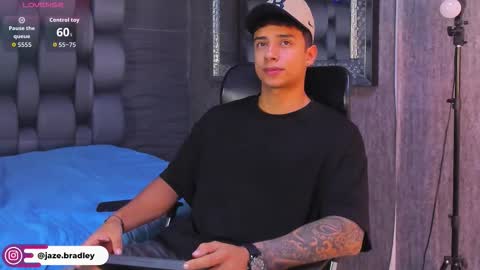 jaze_bradley online show from 11-10-25, 11:31