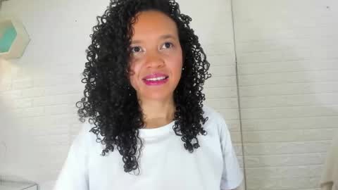 Snapshot of jazlin_ chatting on 04-30-26, 01:17 Jazlin online show from 04-30-26, 01:17