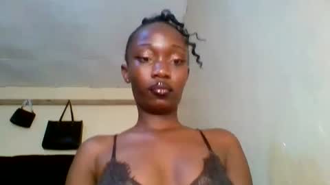 jazlyn_ari online show from 07-18-26, 12:59