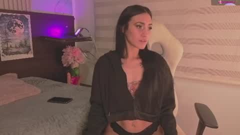 jazmin_as_ online show from 07-18-26, 02:05