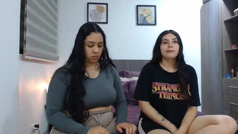 Jazmin and Scarlett online show from 02-19-26, 09:38