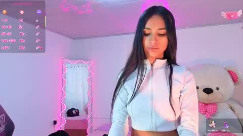 Jazmin  online show from 09-17-25, 11:56