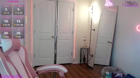 Jazmine Fox online show from 03-05-26, 07:21