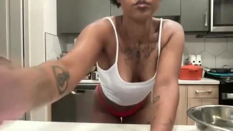 jazminetea online show from 06-15-26, 03:09