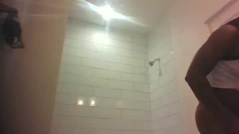 Jazzystelo online show from 06-13-26, 06:44