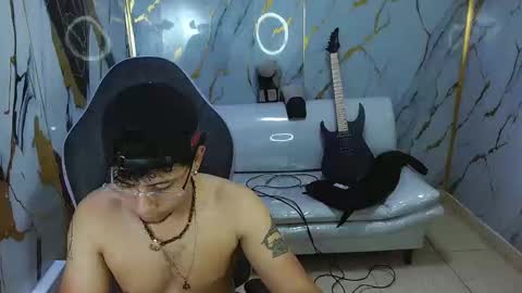 Snapshot of jbarto_ chatting on 06-01-26, 03:08 jbarto_ online show from 06-01-26, 03:08