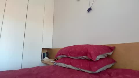 jbearbearbear online show from 10-01-25, 09:15