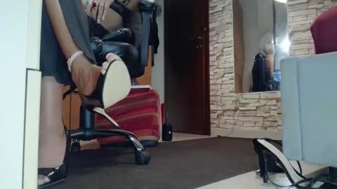 Snapshot of jbisex chatting on 09-20-25, 08:43 Jbisex online show from 09-20-25, 08:43