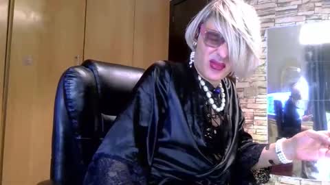 Snapshot of jbisex chatting on 10-23-25, 08:18 Jbisex online show from 10-23-25, 08:18