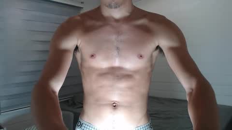 Snapshot of jbunny03 chatting on 09-23-25, 03:20 Lin online show from 09-23-25, 03:20