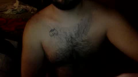 Snapshot of jc2013116 chatting on 12-18-25, 01:28 jc- new here online show from 12-18-25, 01:28