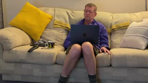 Jon online show from 12-17-24, 05:04