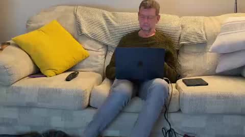 Jon online show from 12-23-24, 04:06