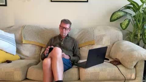 Jon online show from 11-17-25, 02:34