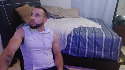 JcMax305 online show from 03-02-25, 01:16