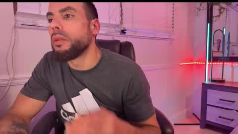 JcMax305 online show from 01-16-26, 05:55