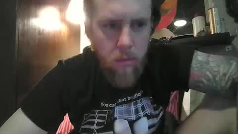 Snapshot of jdoggie9898 chatting on 03-30-26, 01:23 jdoggie9898 online show from 03-30-26, 01:23