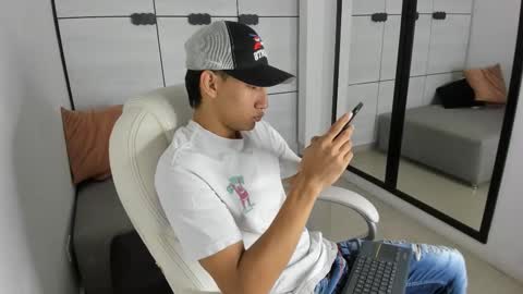 Jean Bllack online show from 10-21-25, 11:22