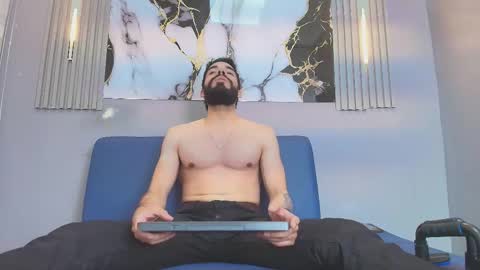 Snapshot of jean_lewis2 chatting on 02-21-26, 01:34 JEAN online show from 02-21-26, 01:34