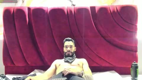 Snapshot of jean_lewis2 chatting on 03-05-26, 04:08 JEAN online show from 03-05-26, 04:08