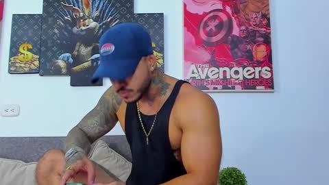 Snapshot of jean_lopez chatting on 01-15-25, 03:43 Jean axelcrow Modelo Independiente online show from 01-15-25, 03:43