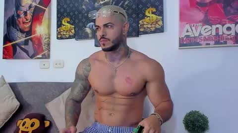 Snapshot of jean_lopez chatting on 03-05-25, 12:16 Jean axelcrow Modelo Independiente online show from 03-05-25, 12:16