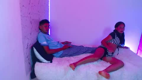 Snapshot of jean_widow chatting on 11-22-25, 03:00 Jean Widow online show from 11-22-25, 03:00