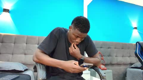Snapshot of jeandante_ chatting on 05-18-26, 08:03 Jeandante online show from 05-18-26, 08:03