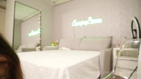 Snapshot of jeangreybianca chatting on 12-10-24, 08:49 Bianca online show from 12-10-24, 08:49