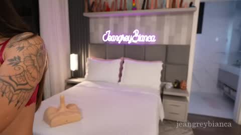 Snapshot of jeangreybianca chatting on 05-28-26, 06:27 Bianca online show from 05-28-26, 06:27
