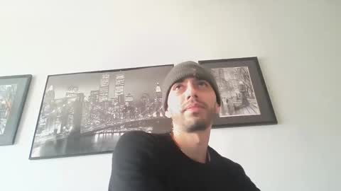 Snapshot of jeanpierbello7 chatting on 01-05-25, 03:55 jean pier bello Silva online show from 01-05-25, 03:55