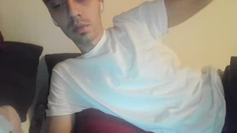 Snapshot of jeanpierbello7 chatting on 02-04-25, 01:13 jean pier bello Silva online show from 02-04-25, 01:13