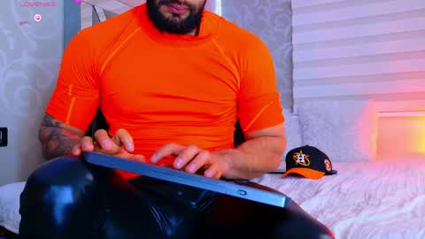 Snapshot of jeanpoolsex chatting on 05-06-26, 02:08 jeanpoolsex online show from 05-06-26, 02:08