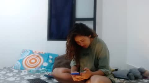 jeans_and_emma online show from 09-24-25, 12:03