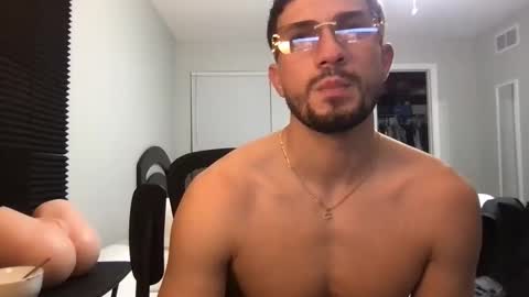 jeanwhitebianco online show from 11-22-25, 12:42