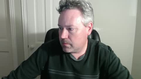 JE online show from 12-29-24, 03:33