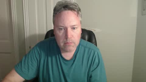 JE online show from 01-15-26, 02:49