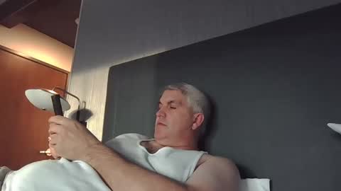 dadbody71 online show from 02-15-25, 11:36