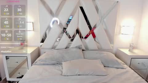 Jeen Taylor online show from 01-26-25, 01:20