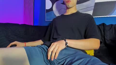 Snapshot of jefer_rick chatting on 11-05-25, 12:05 Jeff online show from 11-05-25, 12:05