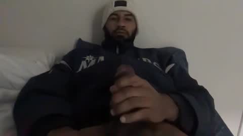 Snapshot of jefte2220 chatting on 02-12-26, 11:27 Jefte online show from 02-12-26, 11:27